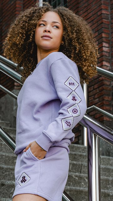 Hoodies & sweaters image